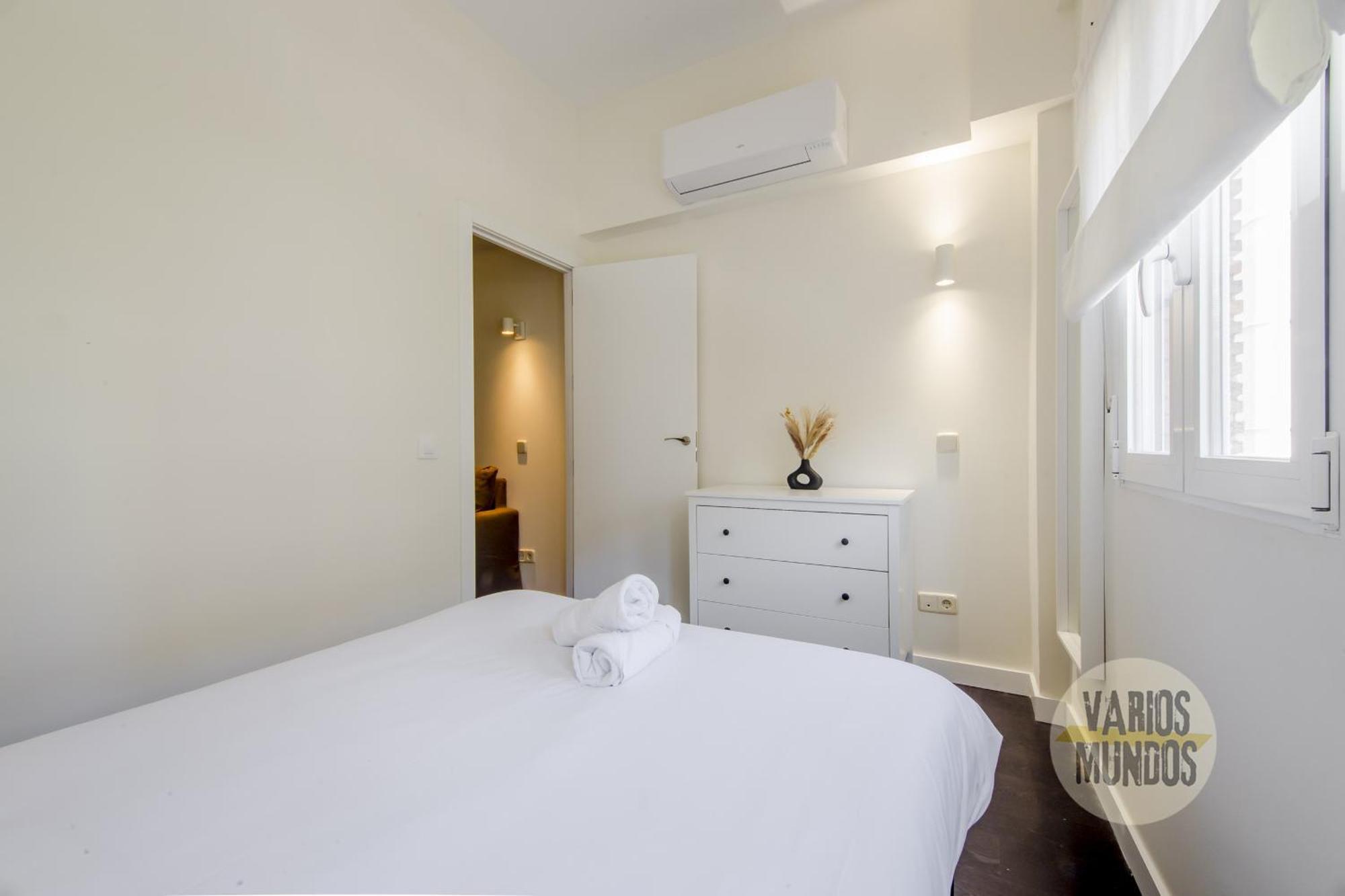 Confortable Apt Para 3 Pax A 1 Min De Gran Via Madrid Exterior foto