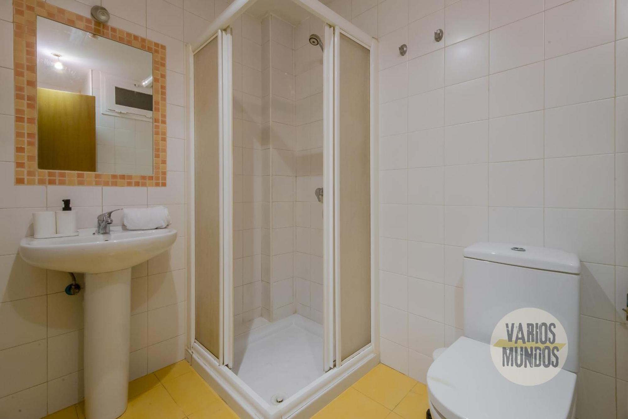 Confortable Apt Para 3 Pax A 1 Min De Gran Via Madrid Exterior foto
